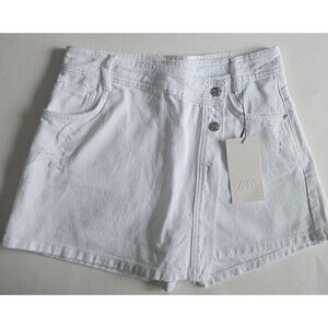 zara jean shorts white s small NWT